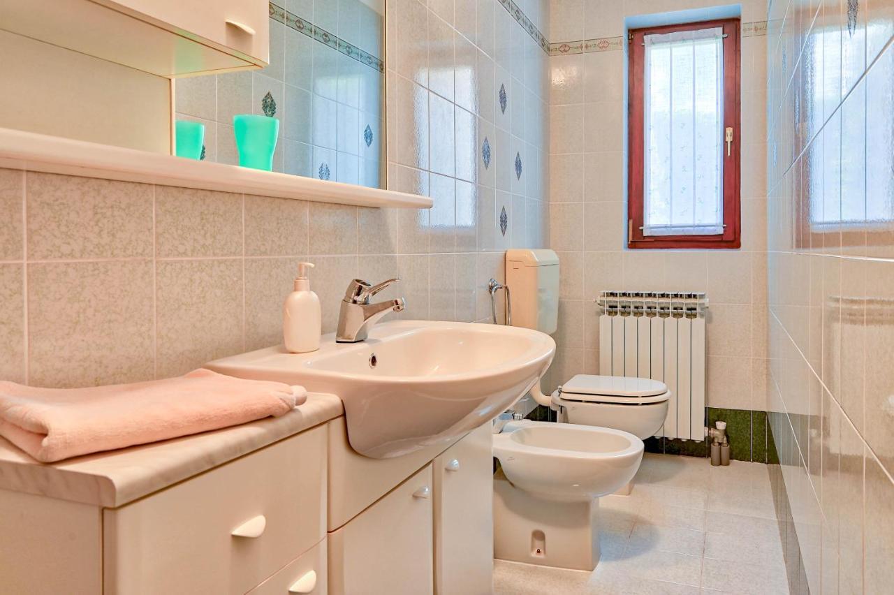 Iby Apartment Pula Buitenkant foto
