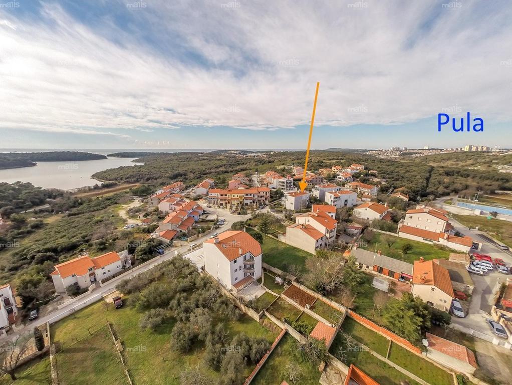 Iby Apartment Pula Buitenkant foto